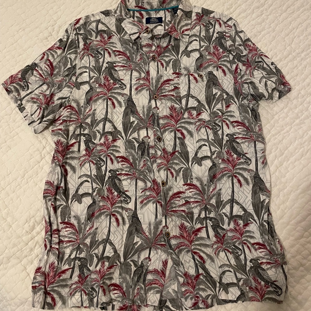 Hawaiian men’s shirt